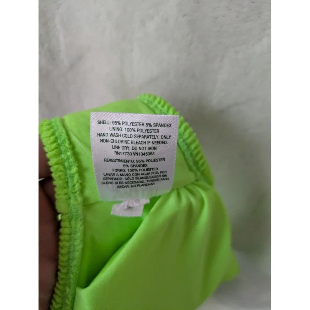 New Women's Wild Fable Bathing Suit Top - Size Small (4-6)